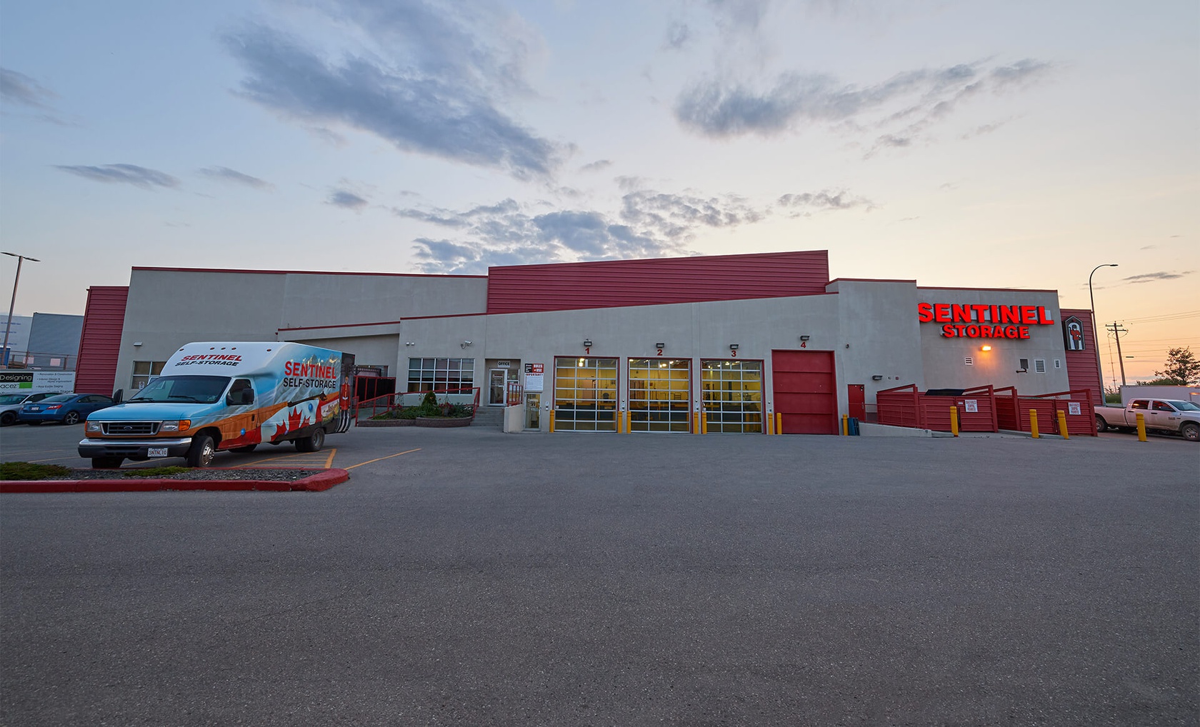 Rent Calgary storage units at 7725 112 Avenue NW. We offer a wide-range of affordable self storage units and your first 4 weeks are free!