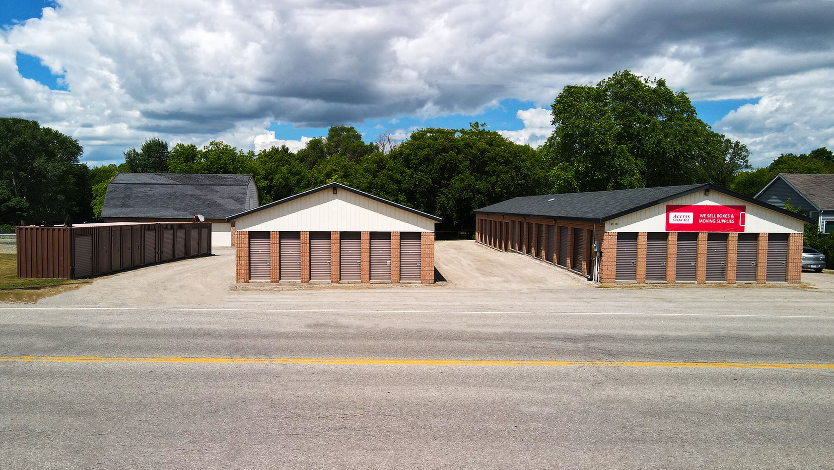 Rent Woodstock storage units at 162 Ingersoll Rd. We offer a wide-range of affordable self storage units and your first 4 weeks are free!