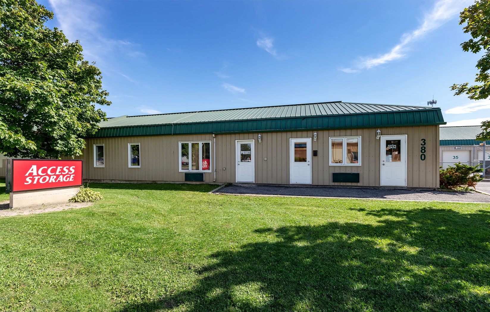 Rent Orleans storage units at 380 Vantage Dr. We offer a wide-range of affordable self storage units and your first 4 weeks are free!