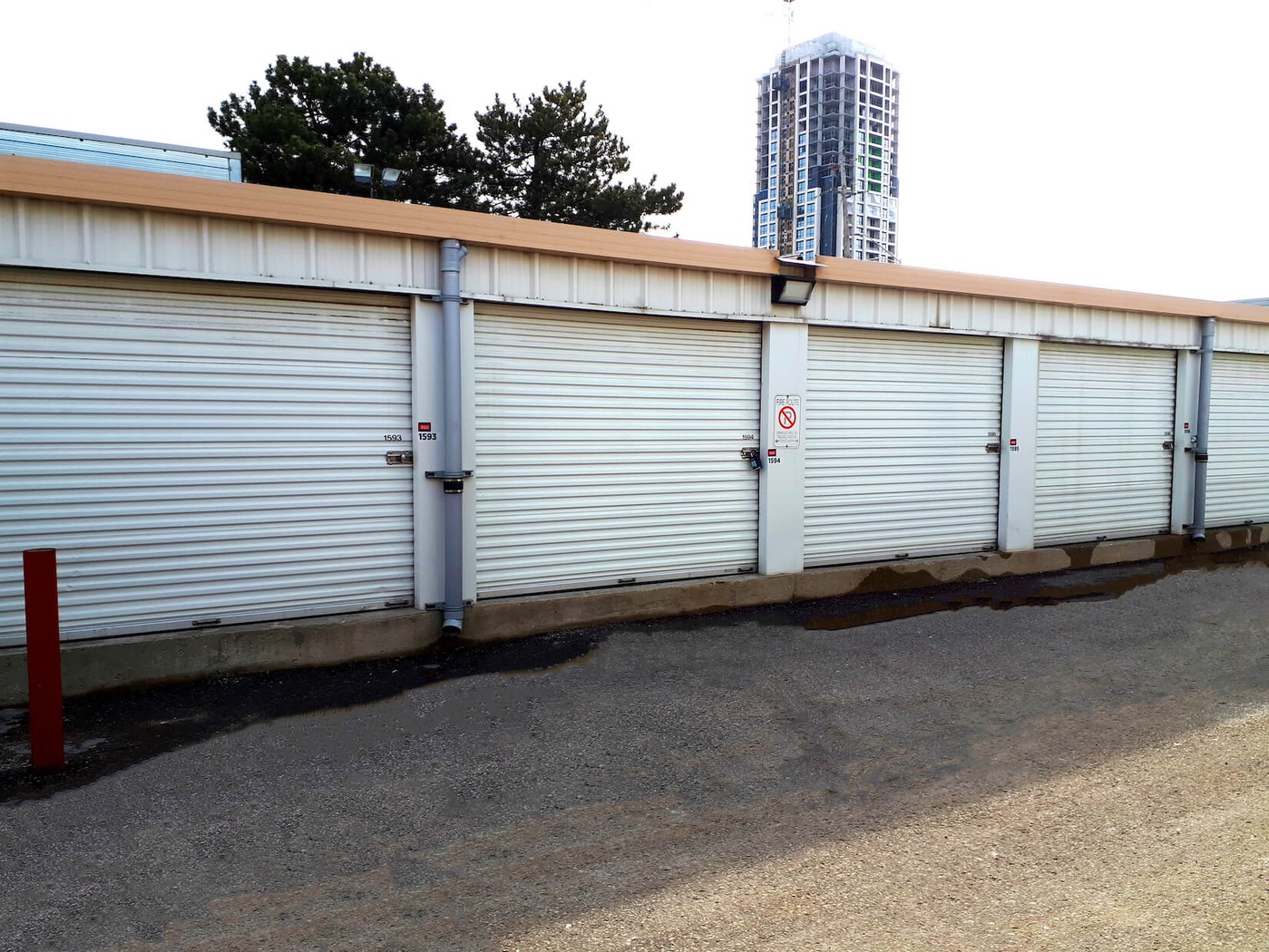 Thornhill Self Storage Units at 32 Doncaster Avenue, Thornhill, ON.