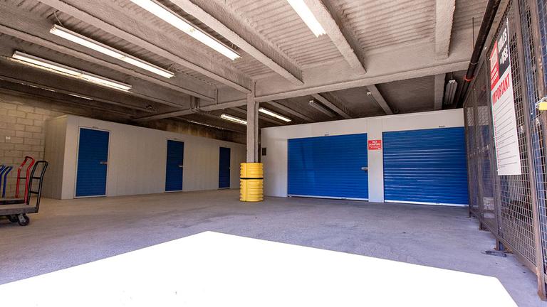Rent Kitchener Queen St storage units at 675 Queen St S, Kitchener, ON. We offer a wide-range of affordable self storage units and your first 4 weeks are free!