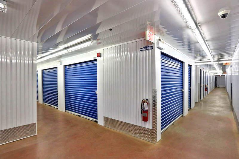 La succursale Access Storage – Kitchener, située au 50, rue Ottawa Sud, a la solution d’entreposage en libre-service qu’il vous faut. Réservez dès aujourd’hui!