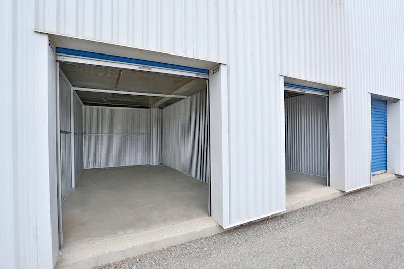 Rent Brampton storage units at 143 Heart Lake Road S. We offer a wide-range of affordable self storage units and your first 4 weeks are free!