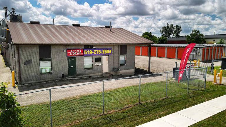 Rent Stratford storage units at 135 Frederick St. We offer a wide-range of affordable self storage units and your first 4 weeks are free!
