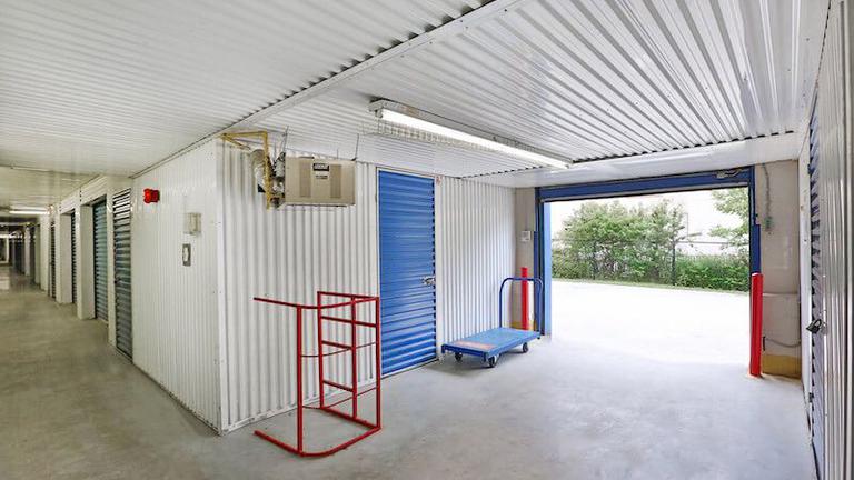 La succursale Access Storage – Scarborough Sud, située au 681, avenue Warden, a la solution d’entreposage qu’il vous faut. Réservez dès aujourd’hui!