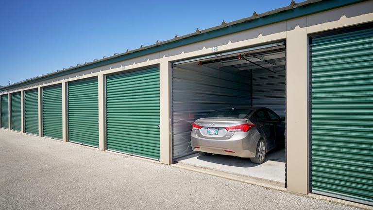 Rent Thorndale storage units at 16662 Thorndale Rd, Thorndale, ON. We provide budget-friendly self storage units and your first 4 weeks are free!