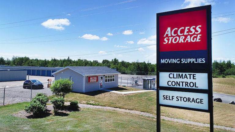 Rent Sydney storage units at 1596 Grand Lake Rd. We offer a wide-range of affordable self storage units and your first 4 weeks are free!
