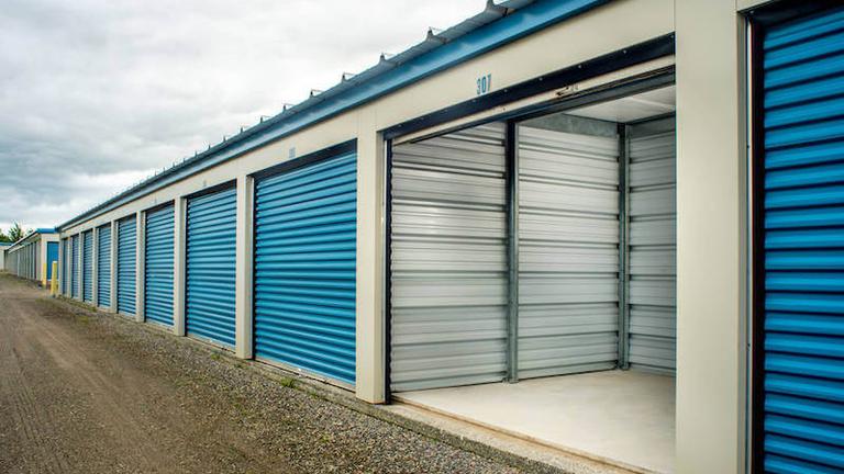 Rent Sydney storage units at 1596 Grand Lake Rd. We offer a wide-range of affordable self storage units and your first 4 weeks are free!