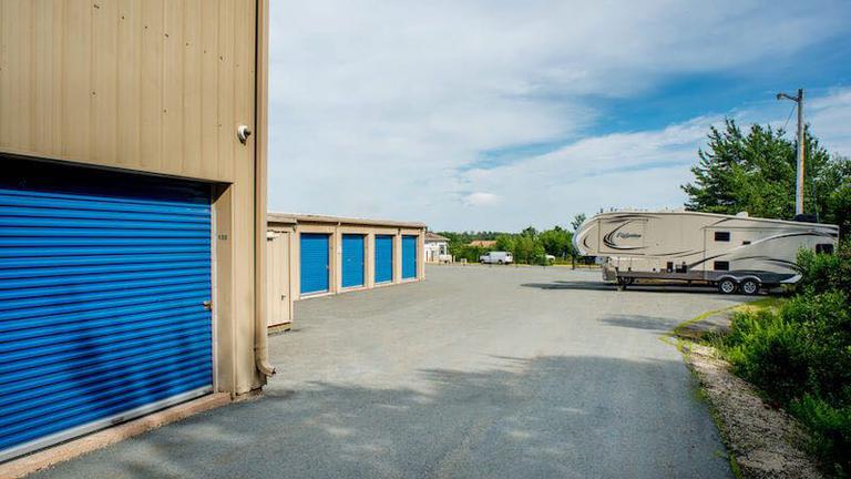 Rent Chester storage units at 4171 Hwy 3. We offer a wide-range of affordable self storage units and your first 4 weeks are free!