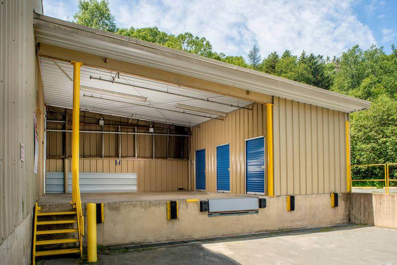 Rent Chester storage units at 4171 Hwy 3. We offer a wide-range of affordable self storage units and your first 4 weeks are free!