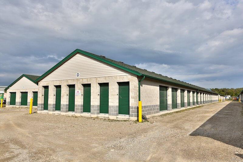 Rent London storage units at 2330 Scanlan St. We offer a wide-range of affordable self storage units and your first 4 weeks are free!