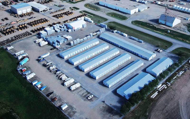 Rent Regina storage units at 6050 Diefenbaker Avenue. We offer a wide-range of affordable self storage units and your first 4 weeks are free!