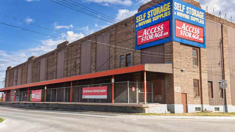 Rent Winnipeg storage units at 345 Higgins Avenue. We offer a wide-range of affordable self storage units and your first 4 weeks are free!