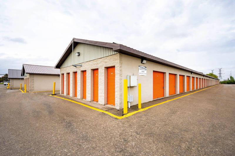 Rent Woodstock storage units at 1038 Parkinson Rd. We offer a wide-range of affordable self storage units and your first 4 weeks are free!