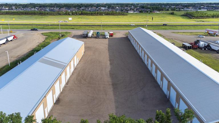 Moose Jaw North storage units at 550 North Service Road. We provide a wide-range of budget-friendly self storage units and your first 4 weeks are free!