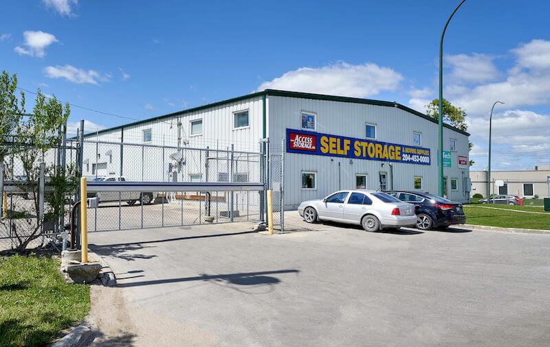 Rent Winnipeg storage units at 545 Hervo St. We offer a wide-range of affordable self storage units and your first 4 weeks are free!