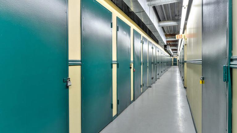Rent Gloucester storage units at 1125 Parisien Street. We offer a wide-range of affordable self storage units and your first 4 weeks are free!