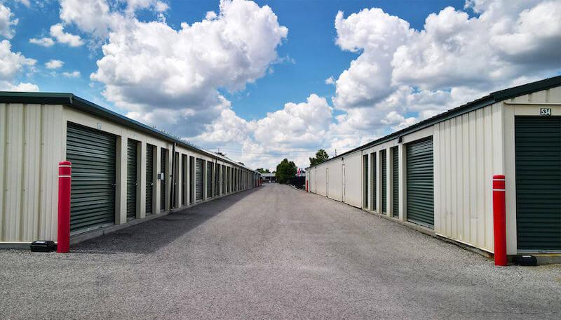 Rent London Clarke storage units at 35 Atlantic Court. We offer a wide-range of affordable self storage units and your first 4 weeks are free!