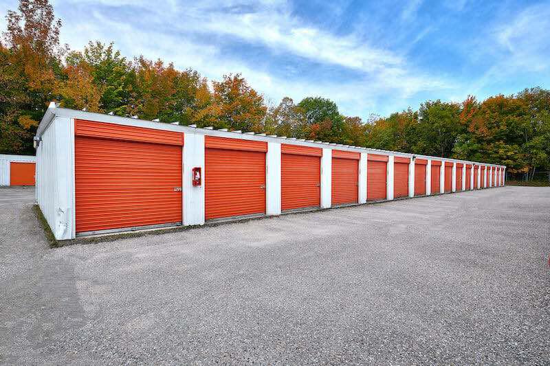 Rent Midland William storage units at 812 William Street. We offer a wide-range of affordable self storage units and your first 4 weeks are free!