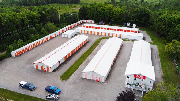 Rent Midland William storage units at 812 William Street. We offer a wide-range of affordable self storage units and your first 4 weeks are free!