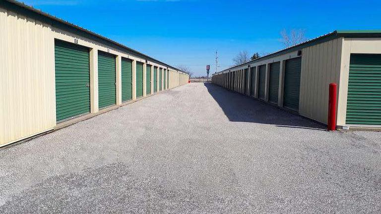 Rent Essex storage units at 578 Talbot Road #34 Lakeshore. We offer a wide-range of affordable self storage units and your first 4 weeks are free!