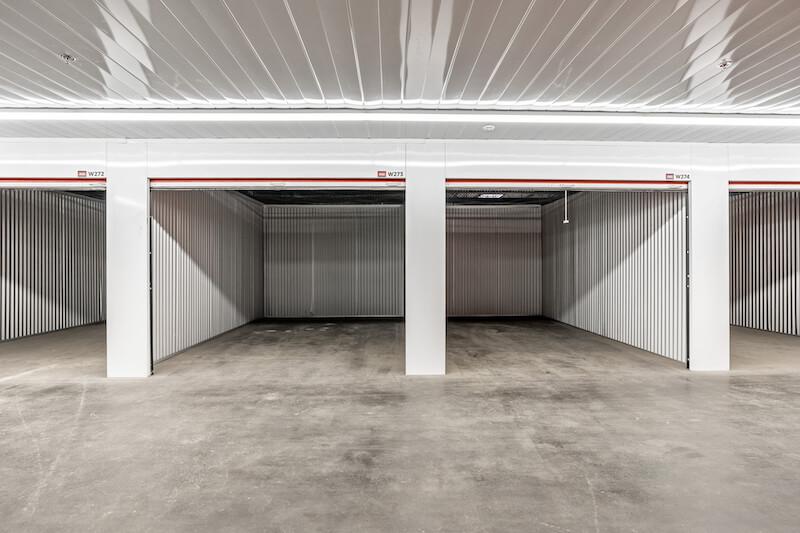 Rent downtown Hamilton storage units at 391 Victoria Ave. We offer a wide-range of affordable self storage units and your first 4 weeks are free!
