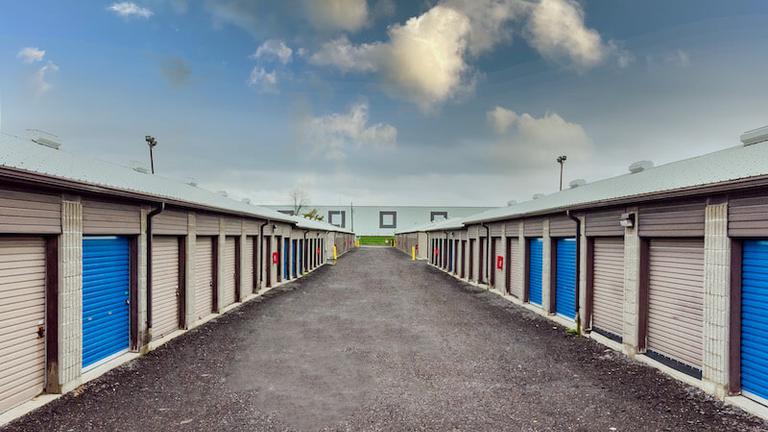 Rent Bowmanville storage units at 1084 Haines Street. We offer a wide-range of affordable self storage units and your first 4 weeks are free!