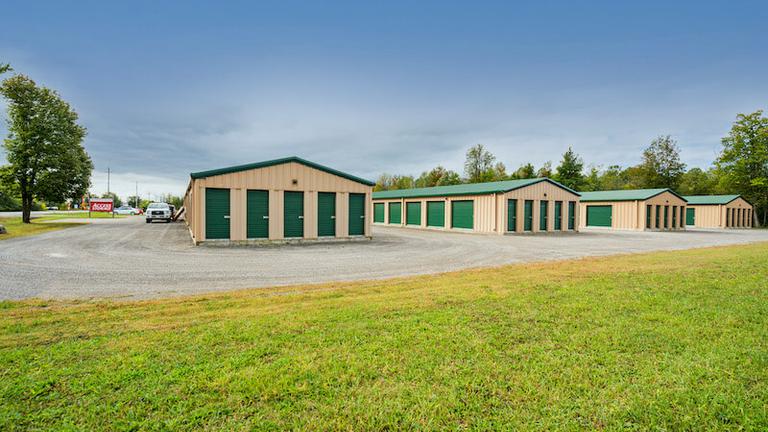 Rent Smiths Falls storage units at 410 County Road 29. We offer a wide-range of affordable self storage units and your first 4 weeks are free!