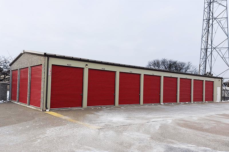 Rent Blanchard Park storage units at 472 Blanchard Park, Tecumseh, ON. We offer a wide-range of affordable self storage units and your first 4 weeks are free!