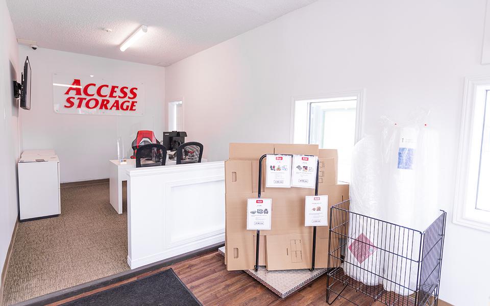Rent Central Bolton storage units at 11 Browning Ct, Bolton, ON. We offer a wide-range of affordable self storage units and your first 4 weeks are free!